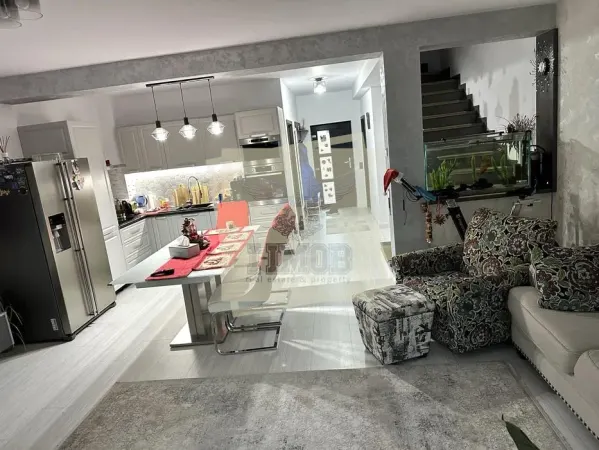 Casă 4 camere Șelimbăr - poza 1