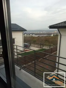 Casă 4 camere Miroslava - poza 3