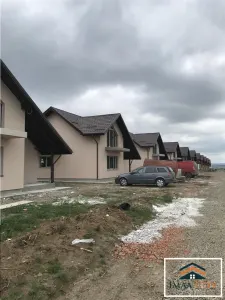 Casă 4 camere Miroslava - poza 8
