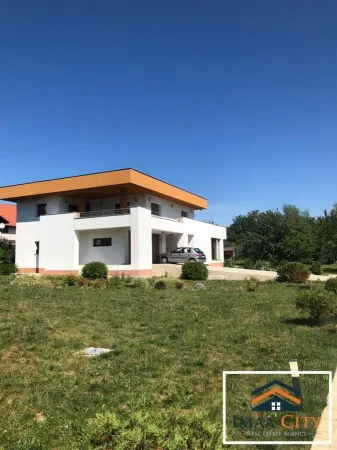 Casă 6 camere Piatra-Neamt - poza 2