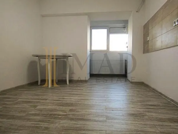 Apartament 4 camere Târgoviște - poza 8