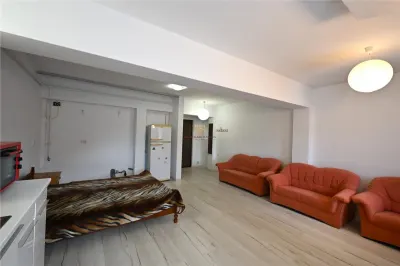 Garsonieră spațioasă de vânzare în Șcheia, Suceava | 39,21 mp | Parcare | Centrală proprie | 49.900 Euro | Comision 0% - Scheia