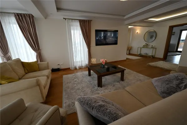 Casă 7 camere Suceava - poza 17