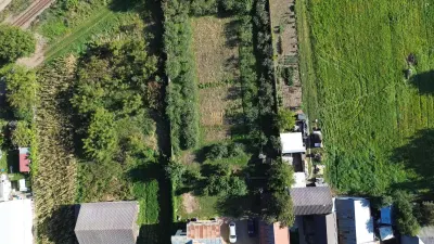 Teren intravilan de vânzare în Șcheia, Suceava | 1.594 mp | 31 m deschidere | Toate utilitățile | 87670 Euro| Comision 0% - Scheia