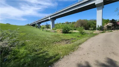 Teren de Vânzare la Intrare în Suceava dinspre Falticeni | 4.438 mp | 51.000 euro | Comision 0 - Bulai