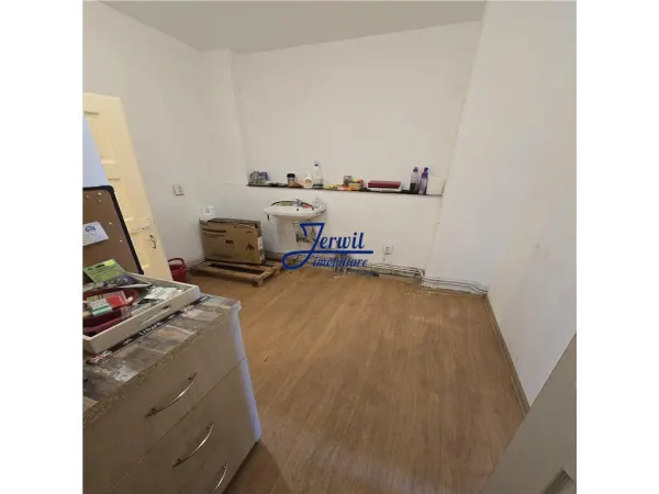 Spațiu comercial Reșița - poza 4