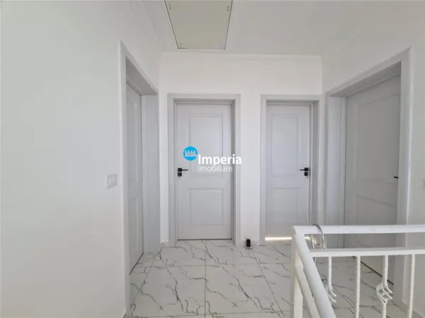 Casă 4 camere Miroslava - poza 3