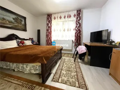 Casă 8 camere Lunca Cetățuii - poza 4