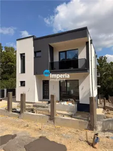 Vila premium, de vanzare, supr 196 mp, zona Copou - Iasi
