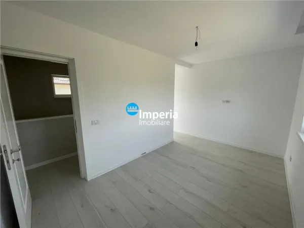 Casă 4 camere Rediu - poza 14