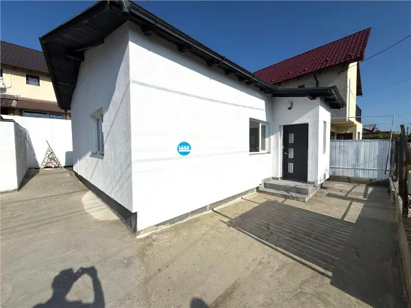Casă 2 camere Lunca Cetățuii - poza 1