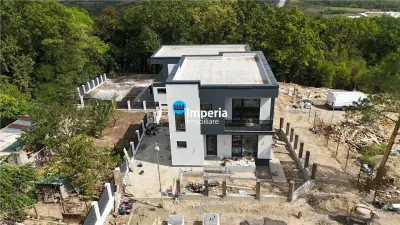 Vila premium, de vanzare, supr 221 mp, zona Copou - Iasi