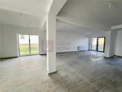 Spațiu comercial Cristian - poza 2