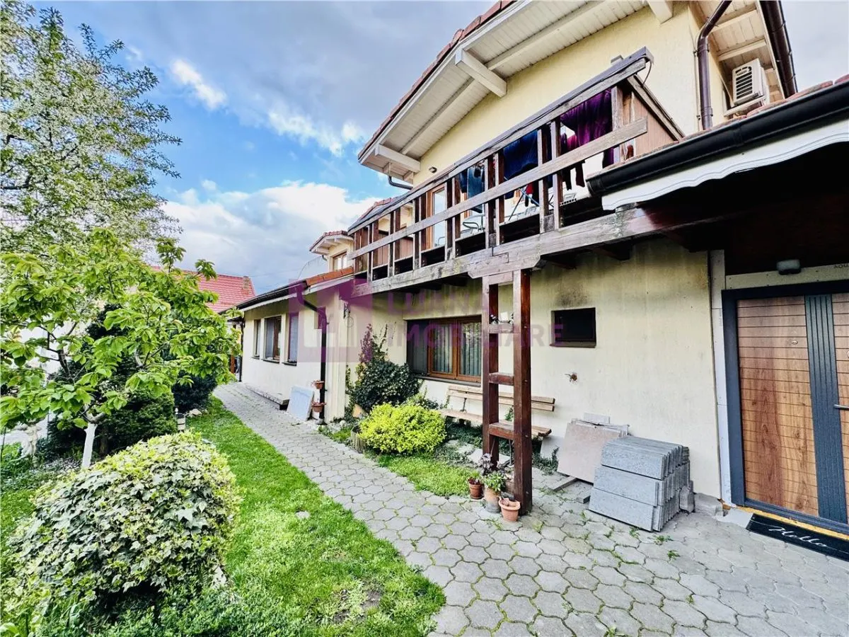 Casă 6 camere Sibiu - poza 1