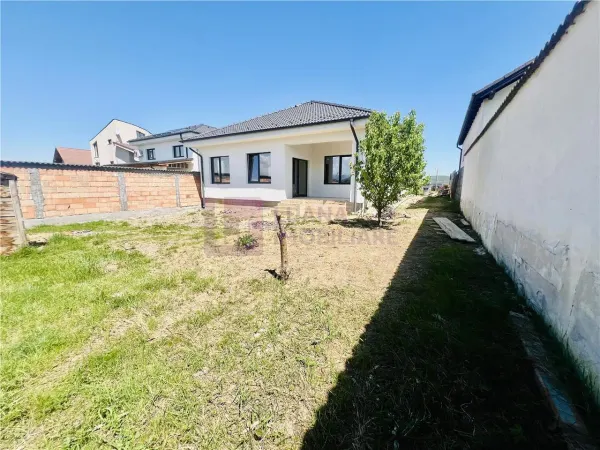 Casă 4 camere Șelimbăr - poza 3