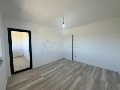 Casă 4 camere Bârnova - poza 10