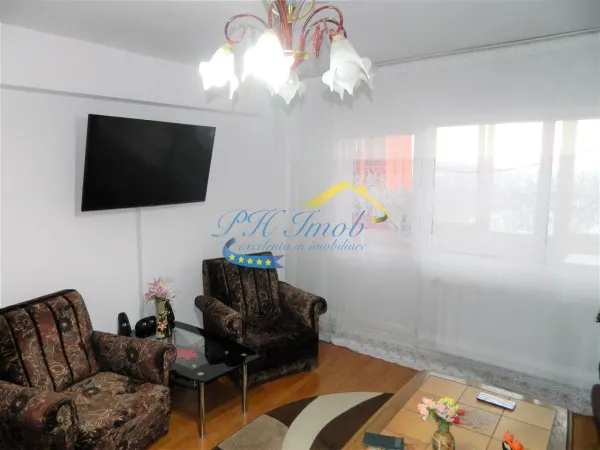 Apartament 3 camere Poiana Campina - poza 2