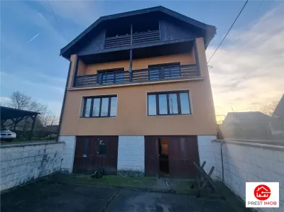 Casă 4 camere Târgu Mureș - poza 1