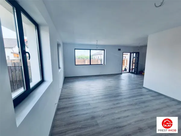 Casă 4 camere Sâncraiu de Mureș - poza 15