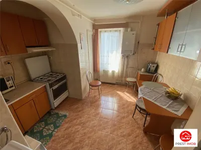 Apartament 4 camere Târgu Mureș - poza 1