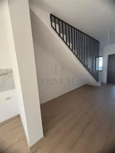 Casă 4 camere Moșnița Veche - poza 3