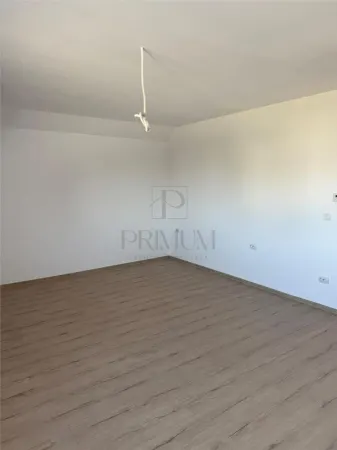 Casă 4 camere Moșnița Veche - poza 5