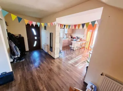 Casă 5 camere Moșnița Nouă - poza 4
