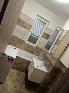 Apartament 3 camere Dumbrăvița - poza 3