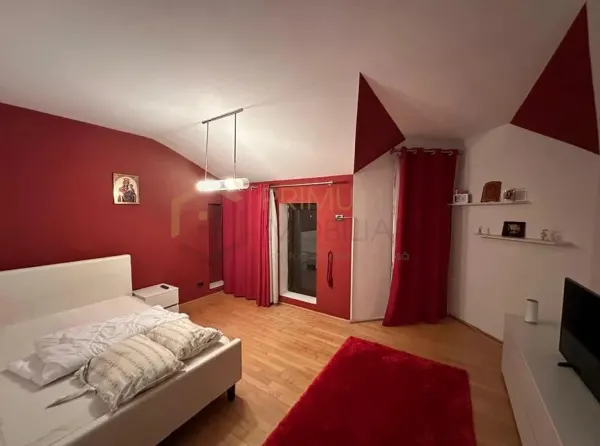 Casă 6 camere Moșnița Nouă - poza 9