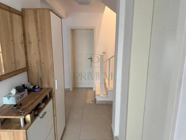 Casă 4 camere Moșnița Nouă - poza 12