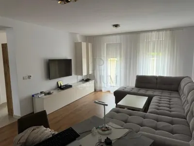 Casă 4 camere Moșnița Nouă - poza 5