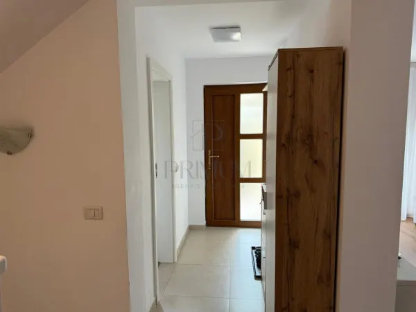 Casă 4 camere Moșnița Nouă - poza 9