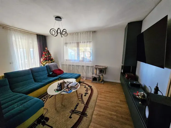 Casă 5 camere Moșnița Nouă - poza 9