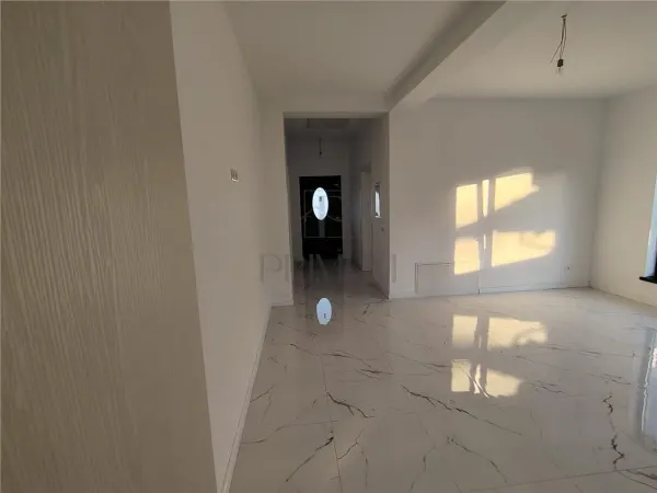 Casă 3 camere Moșnița Nouă - poza 4