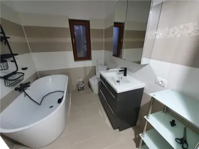 Casă 4 camere Moșnița Nouă - poza 9