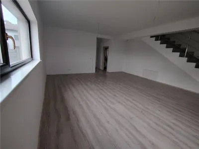Casă 5 camere Moșnița Nouă - poza 11
