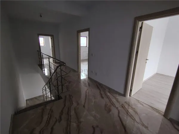 Casă 5 camere Moșnița Nouă - poza 7