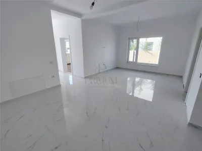 Casă 3 camere Moșnița Veche - poza 2