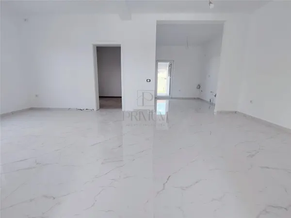 Casă 3 camere Moșnița Veche - poza 3