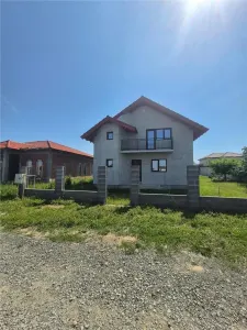 Casă 5 camere Moșnița Nouă - poza 1