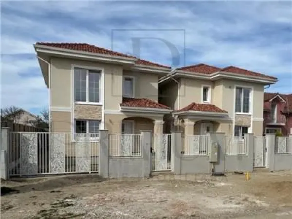 Casă 4 camere Moșnița Nouă - poza 1