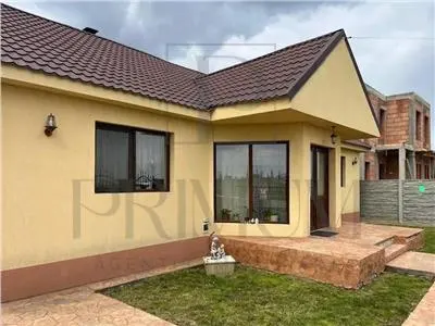 Casă 3 camere Moșnița Nouă - poza 1