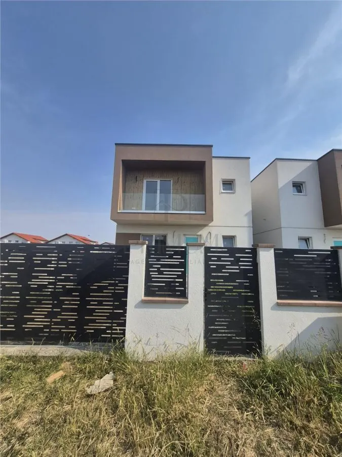 Casă 5 camere Moșnița Nouă - poza 1