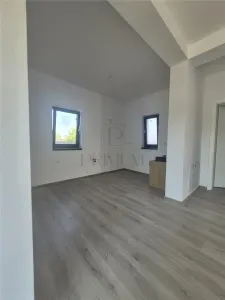 Casă 3 camere Moșnița Nouă - poza 17