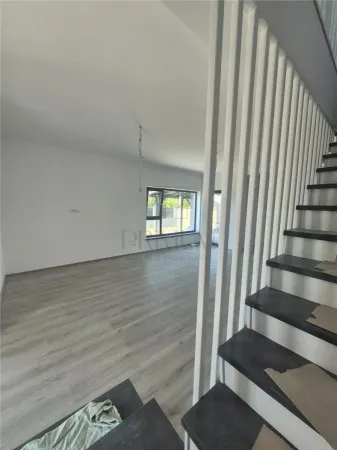 Casă 3 camere Moșnița Nouă - poza 18
