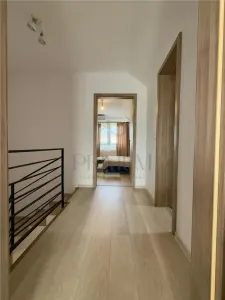 Casă 3 camere Moșnița Nouă - poza 8
