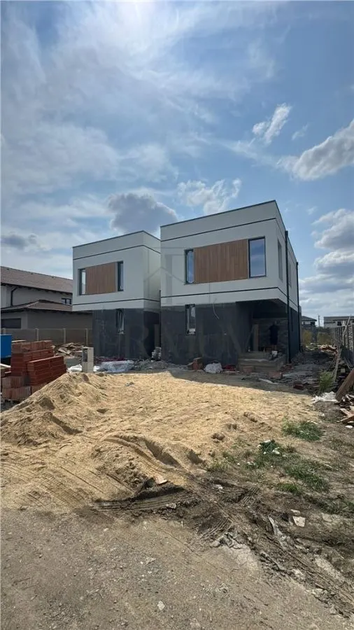 Casă 3 camere Moșnița Nouă - poza 1