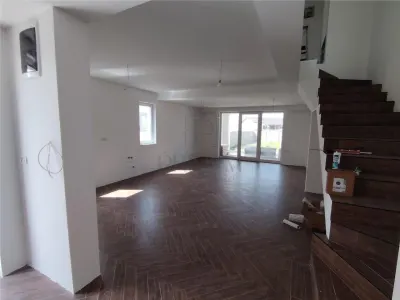 Casă 4 camere Urseni - poza 3