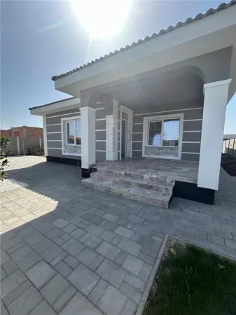 Casă 4 camere Sânmihaiu Român - poza 5