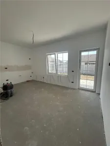 Casă 4 camere Sânmihaiu Român - poza 7